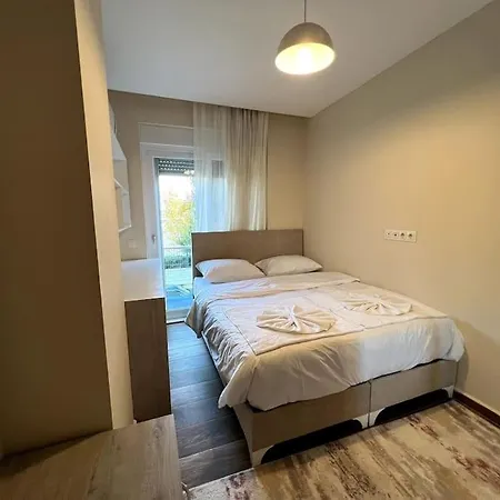 アパート Spacious Flat Close To Erasta'8' アンタルヤ